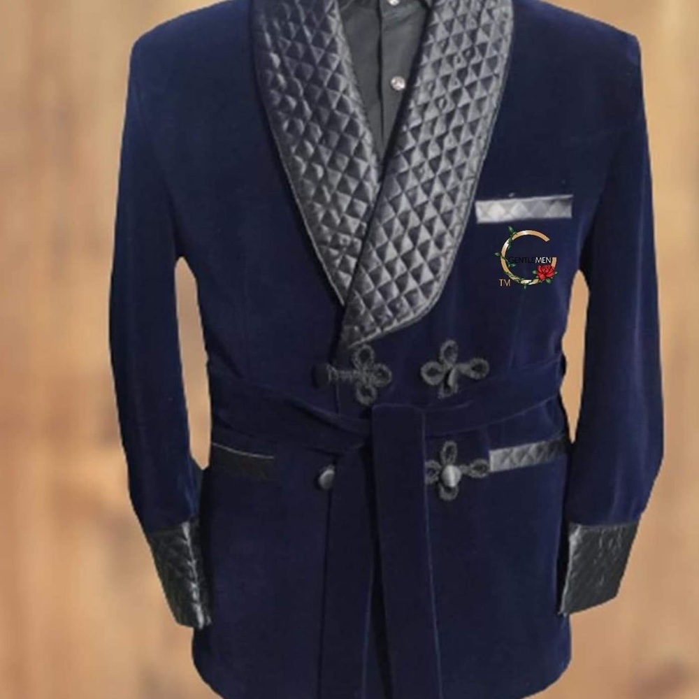 Smoking Jacket - Picture 6 of 8
